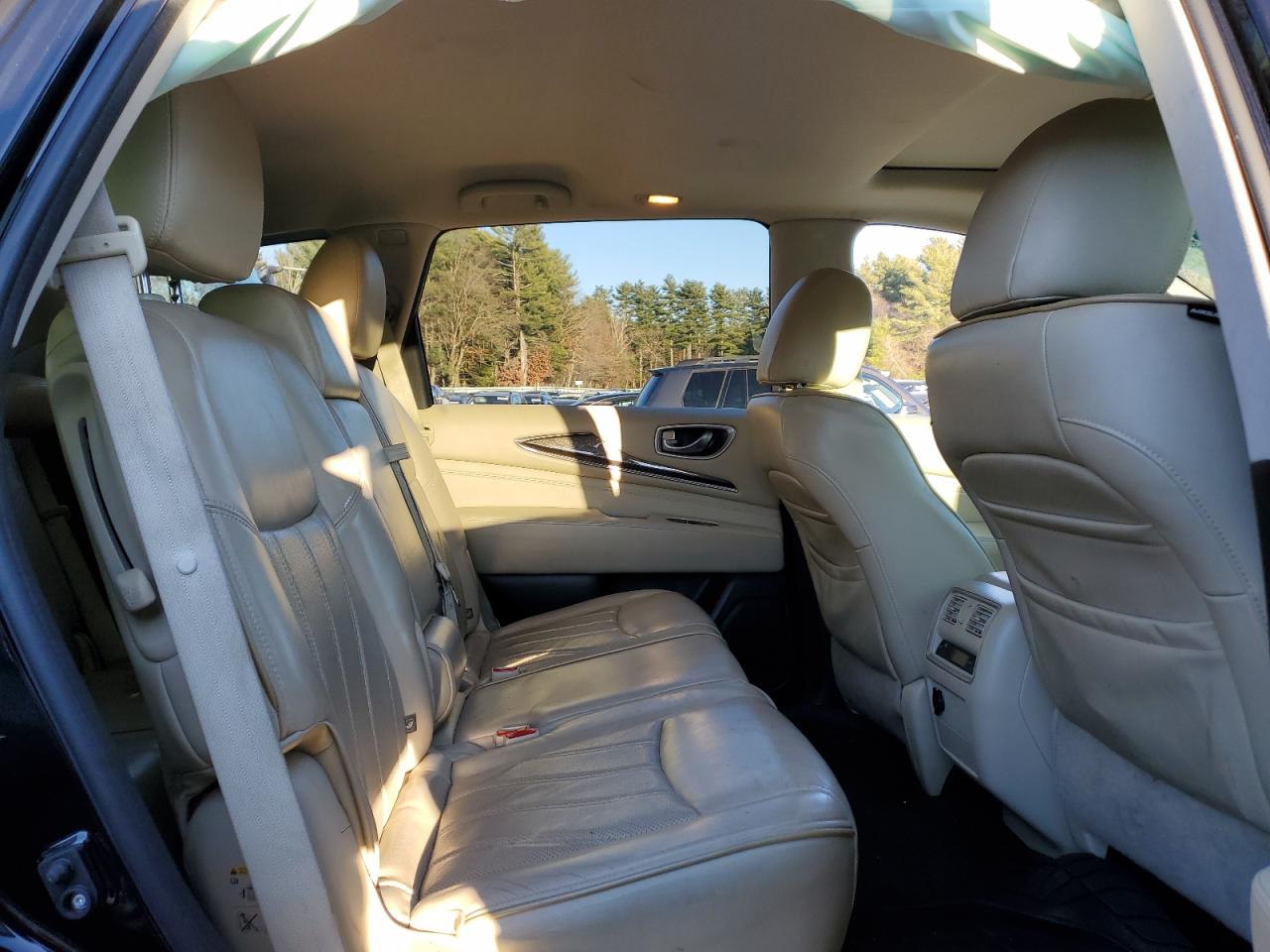 2015 Infiniti QX60 - Image 11