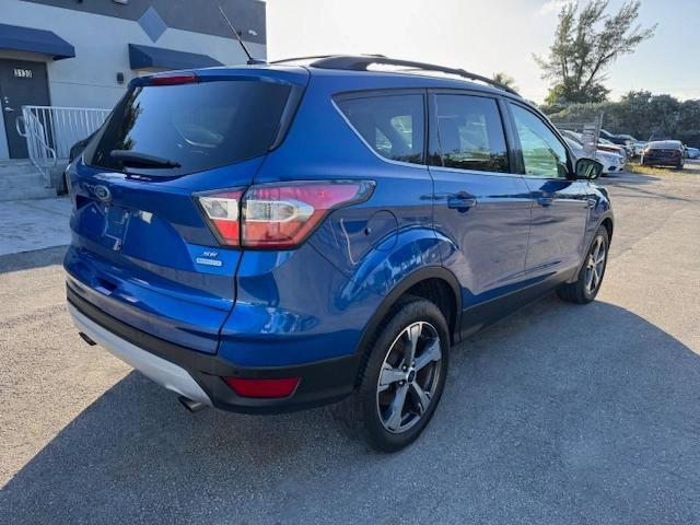 Parquets FORD ESCAPE 2017 Blue