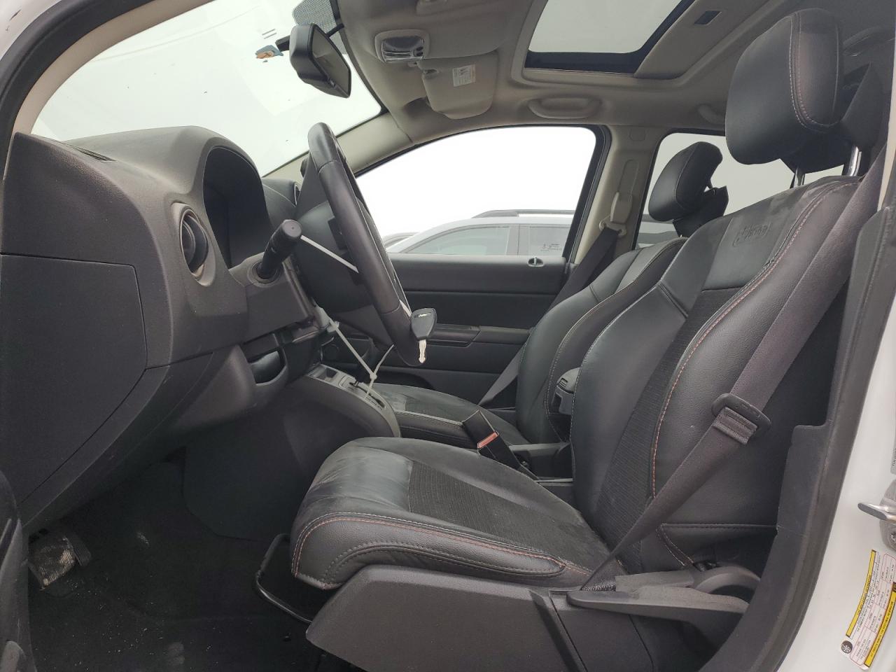 2017 Jeep Compass Sport VIN: 1C4NJCBB4HD141595 Lot: 84299704