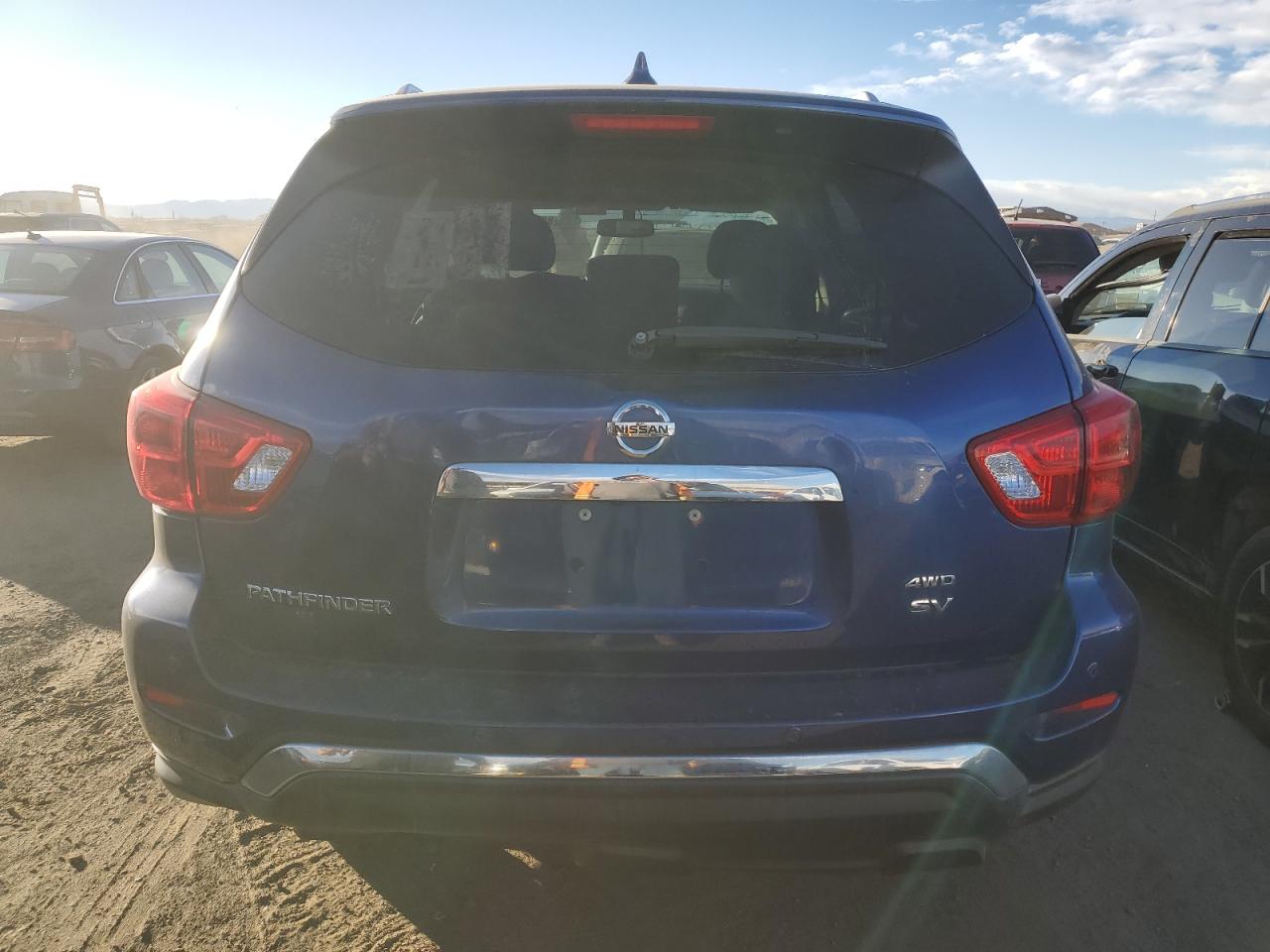 2019 Nissan Pathfinder S VIN: 5N1DR2MM9KC581821 Lot: 85121364