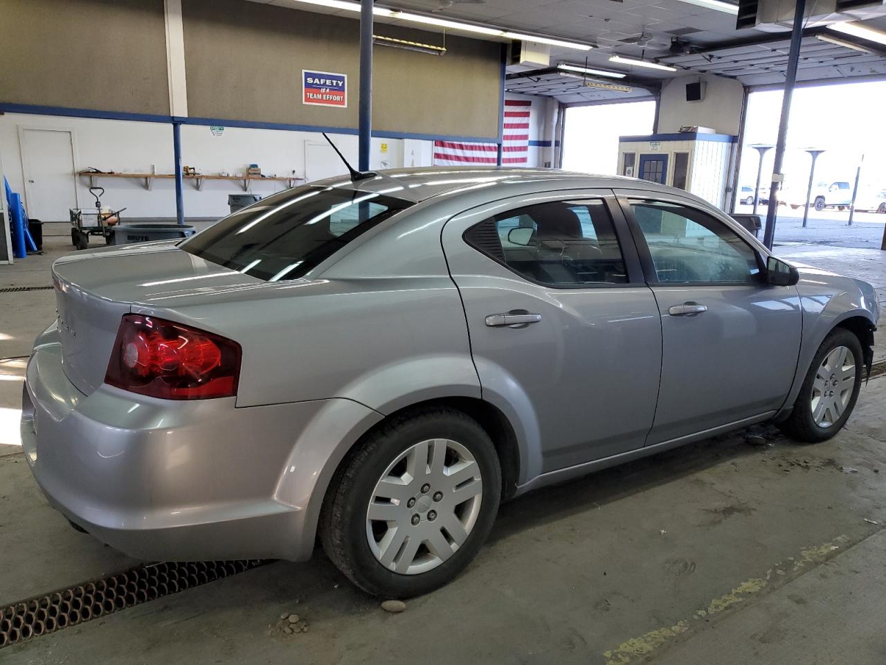 VIN 1C3CDZAB6DN576999 2013 DODGE AVENGER no.3