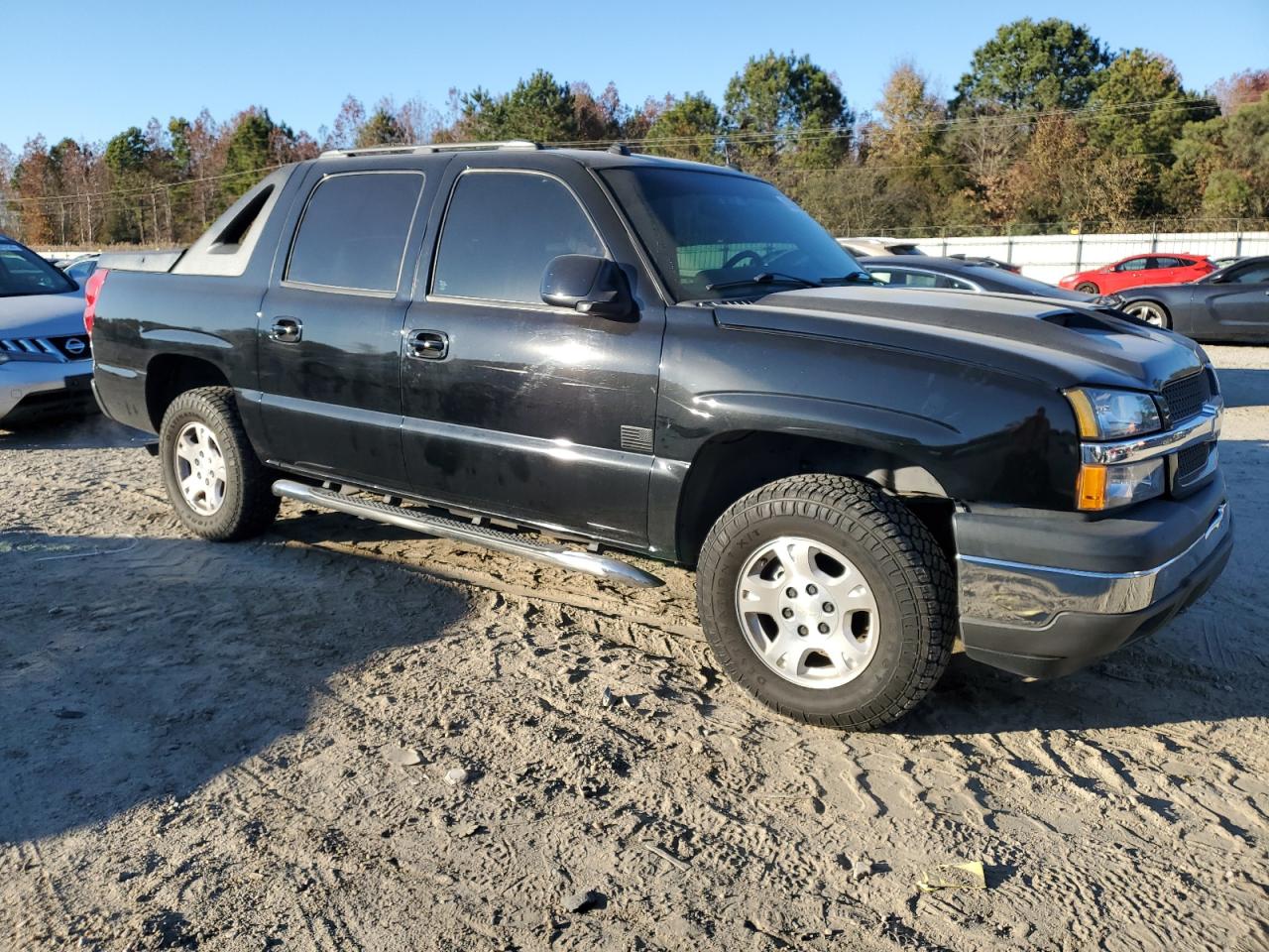 2005 Chevrolet Avalanche - Image 4