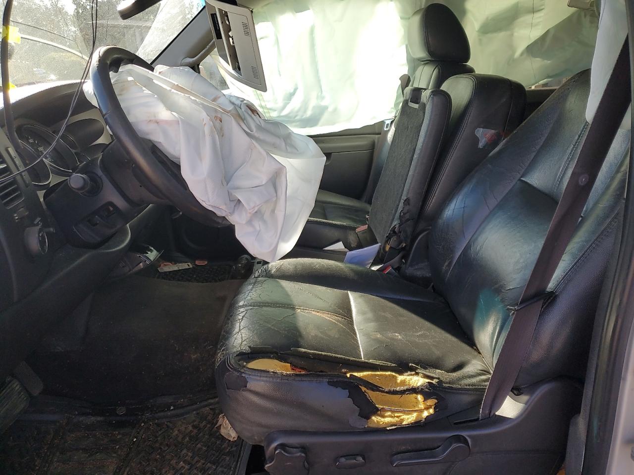 2011 Chevrolet Silverado - Image 7