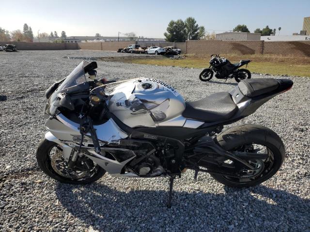 2025 SUZUKI GSX-R1000
