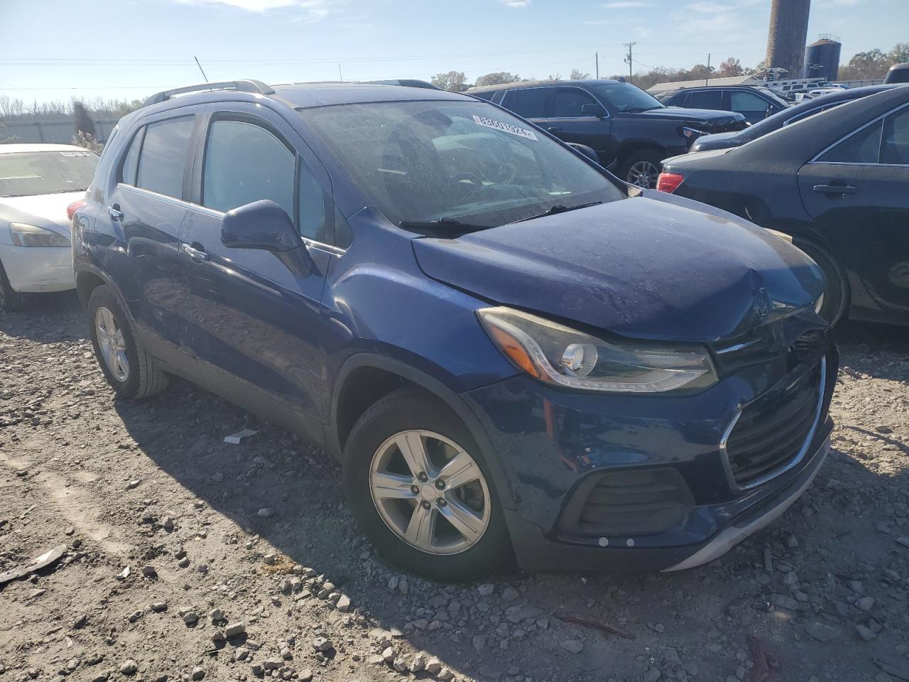 VIN 3GNCJLSB2HL205321 2017 CHEVROLET TRAX no.4