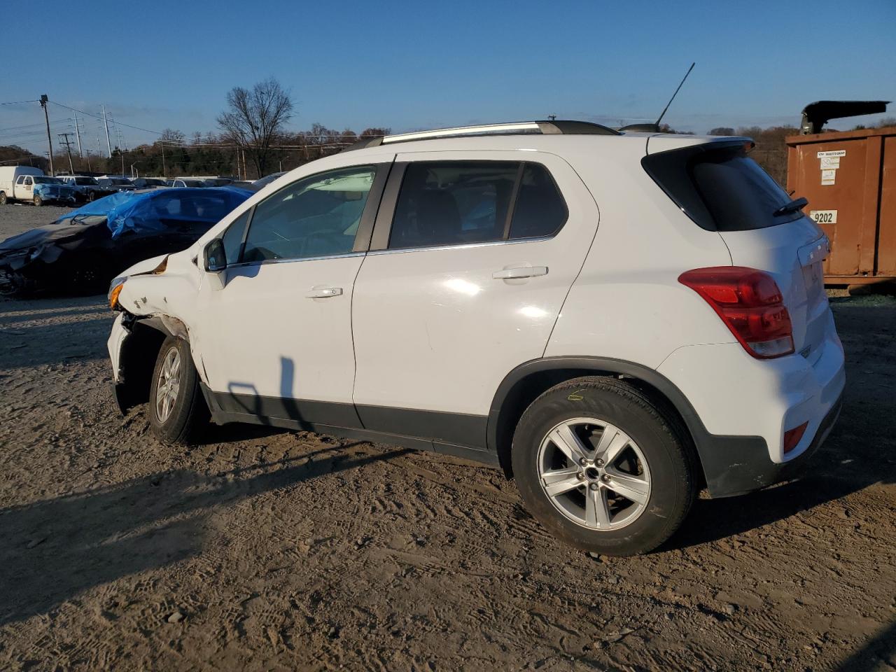 2020 Chevrolet Trax - Image 2