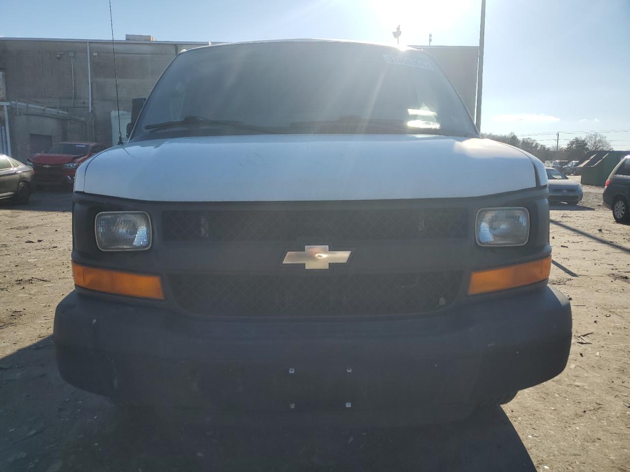 VIN 1GCWGFBA8E1171112 2014 CHEVROLET EXPRESS no.5