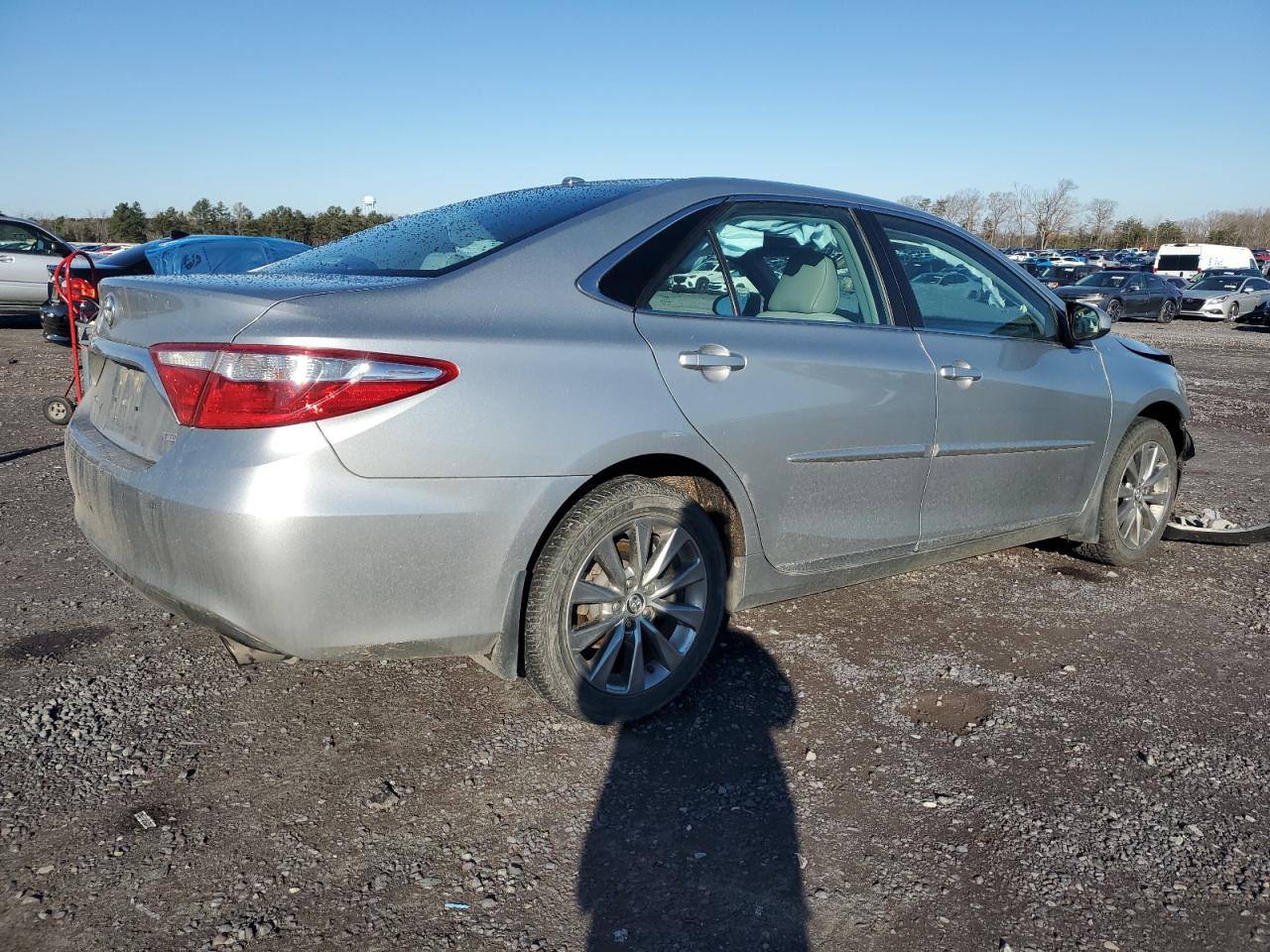 VIN 4T1BF1FK7HU775238 2017 TOYOTA CAMRY no.3