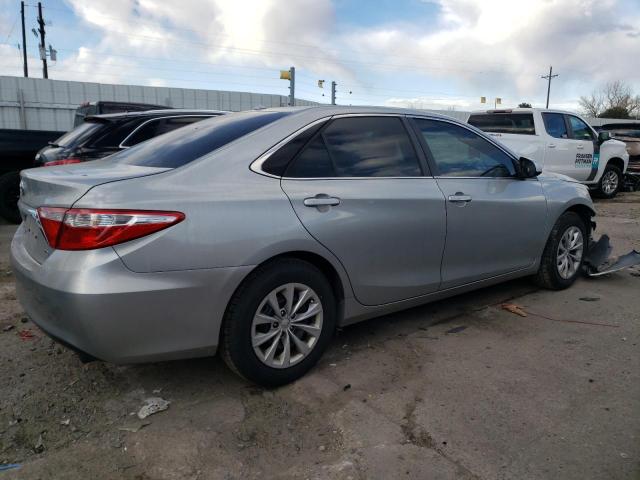  TOYOTA CAMRY 2016 Серебристый