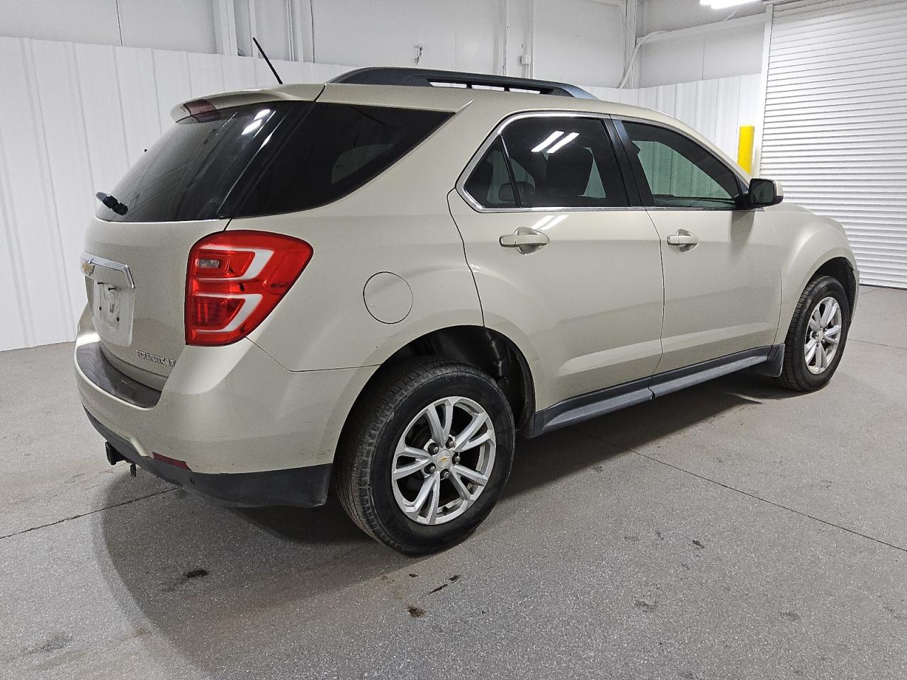 VIN 2GNALCEK3G1129332 2016 CHEVROLET EQUINOX no.3