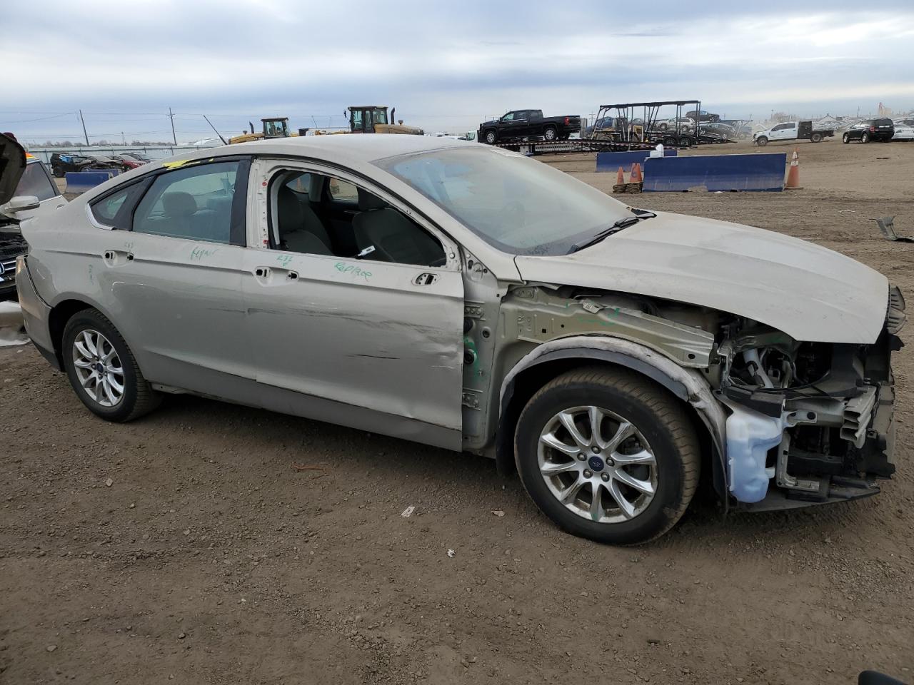 VIN 3FA6P0G79FR279830 2015 FORD FUSION no.4