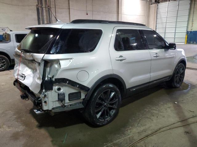  FORD EXPLORER 2019 Srebrny