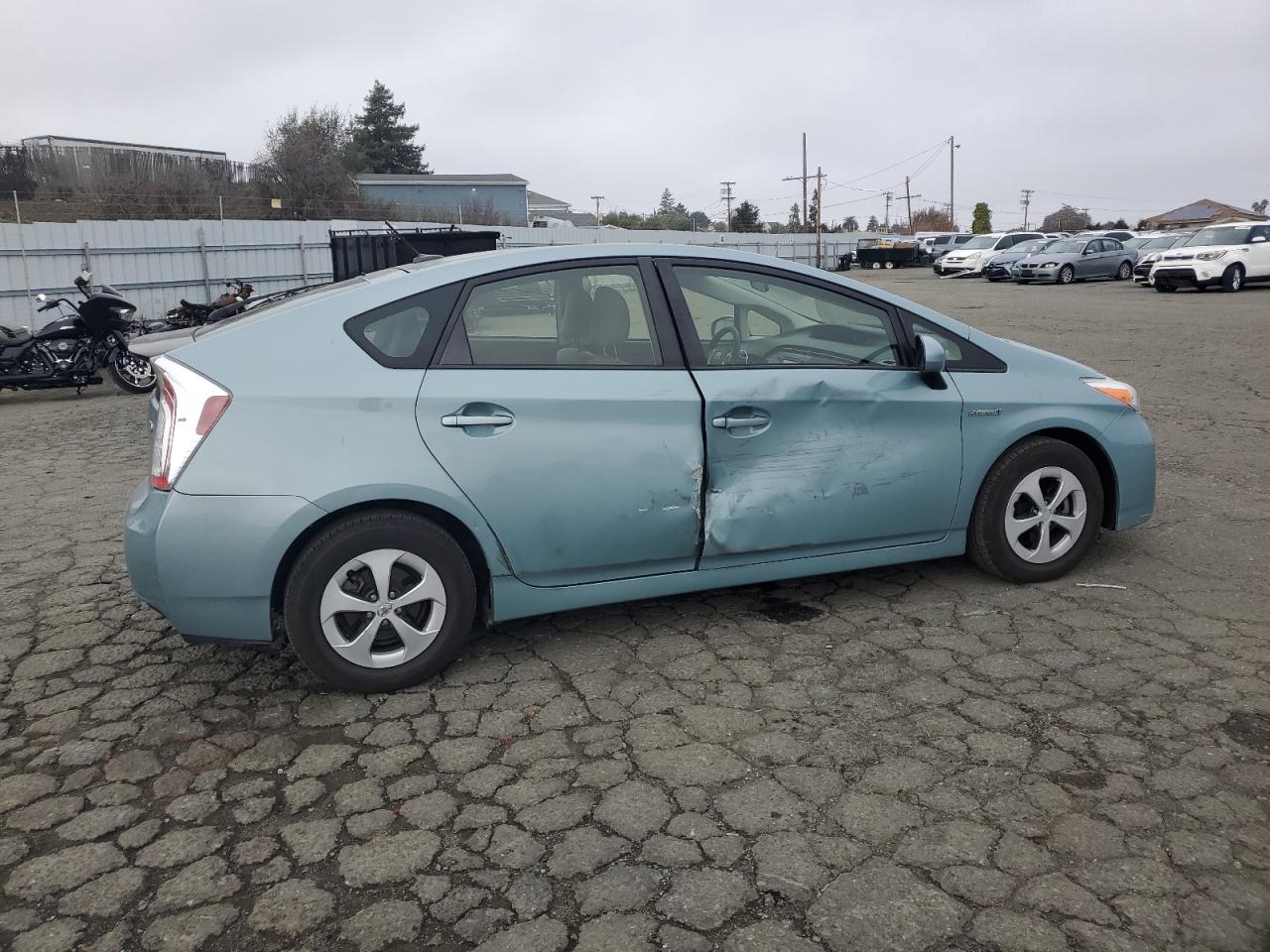 VIN JTDKN3DU6D5641333 2013 TOYOTA PRIUS no.3