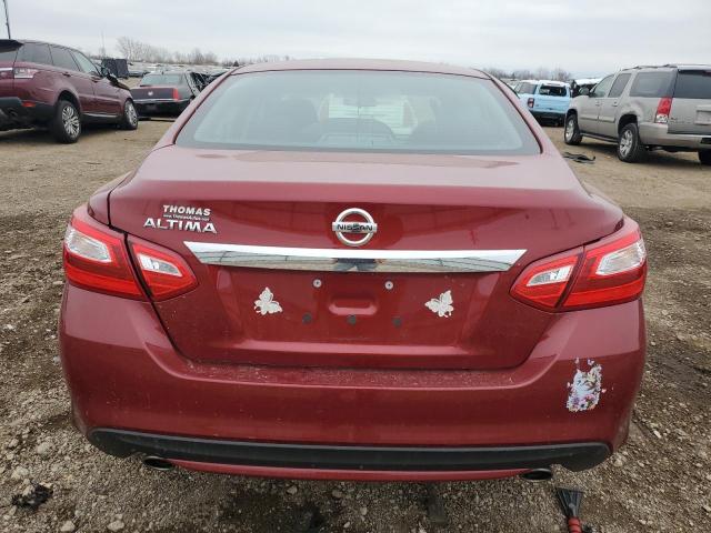  NISSAN ALTIMA 2017 Czerwony