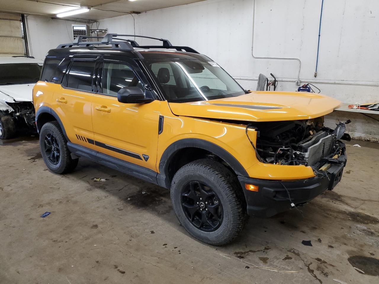 2021 Ford Bronco - Image 4