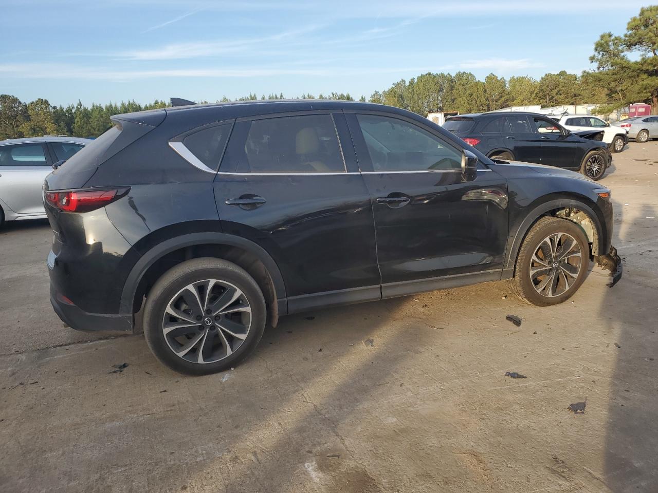 2023 Mazda CX-5 - Image 3