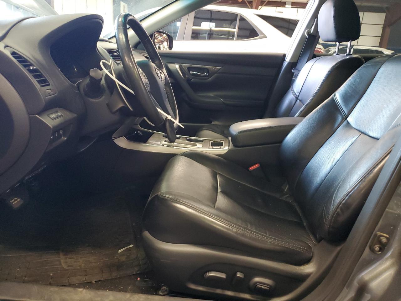 2015 Nissan Altima - Image 7