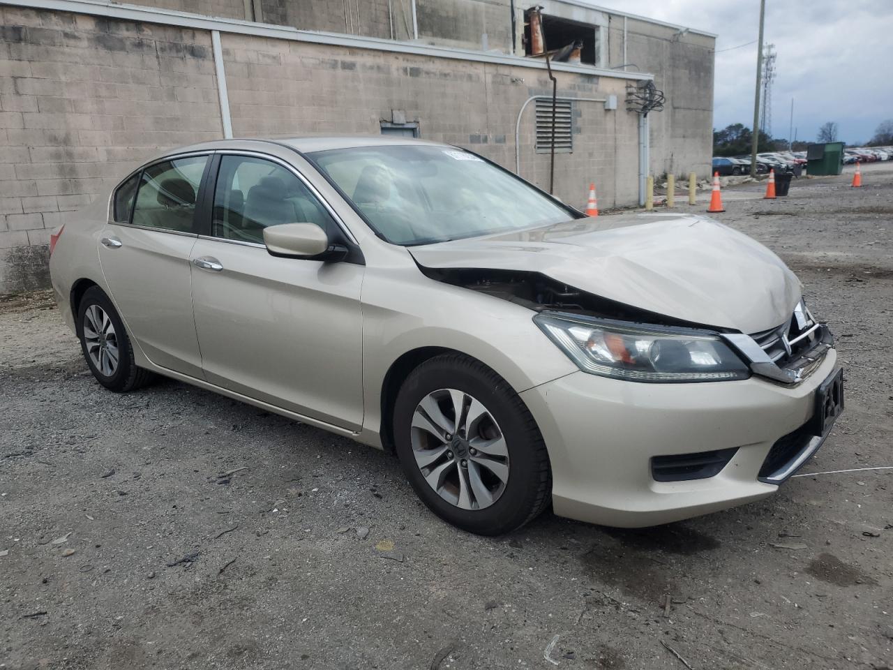 VIN 1HGCR2F34EA243216 2014 HONDA ACCORD no.4