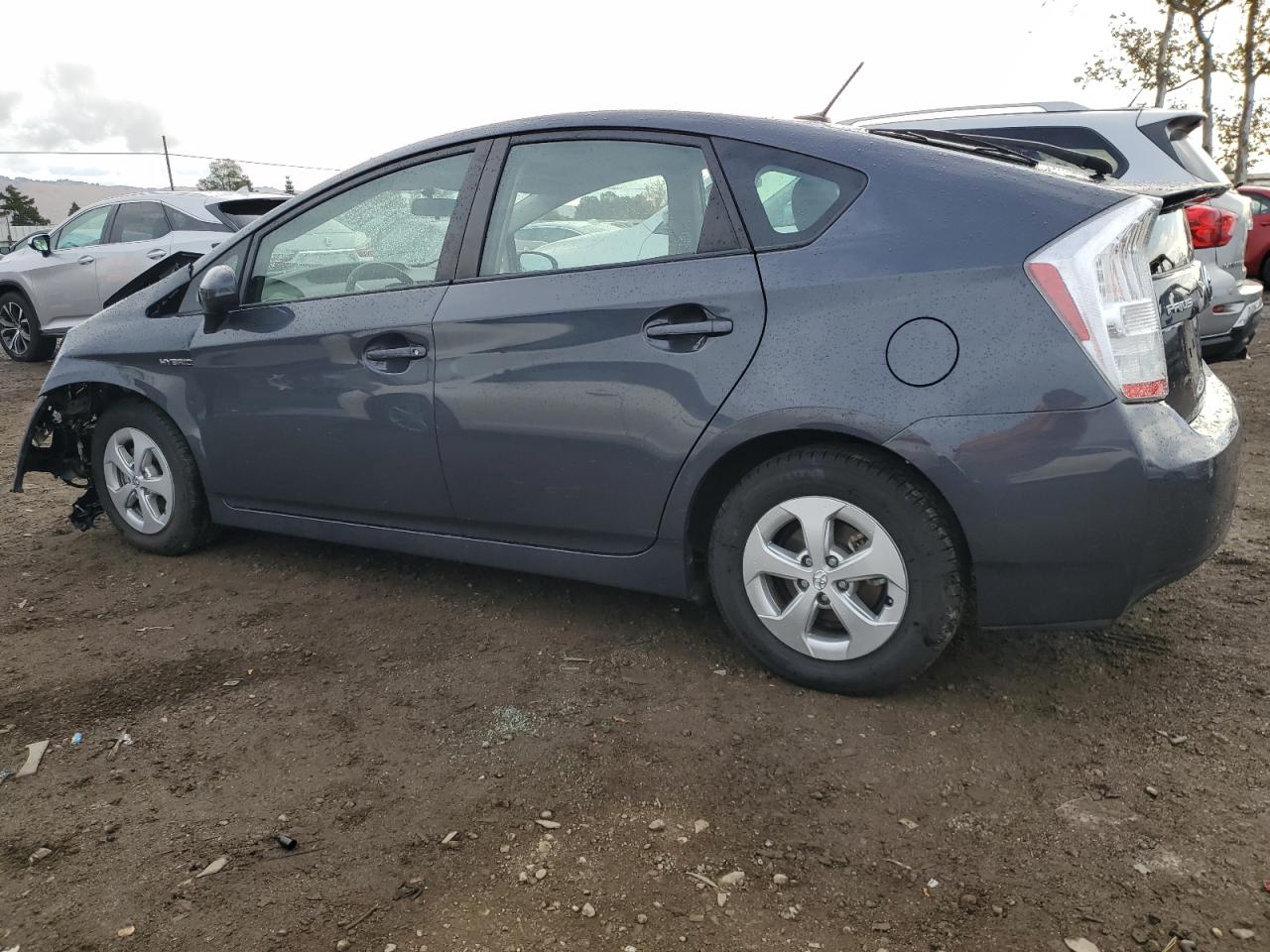 2011 Toyota Prius - Image 2