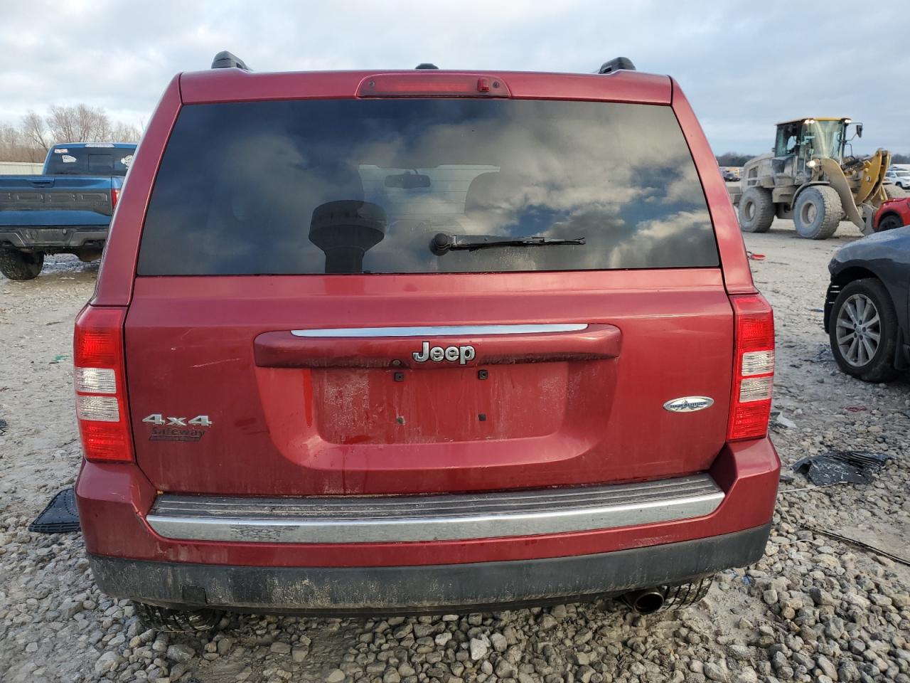 2017 Jeep Liberty (Patriot) - Image 6