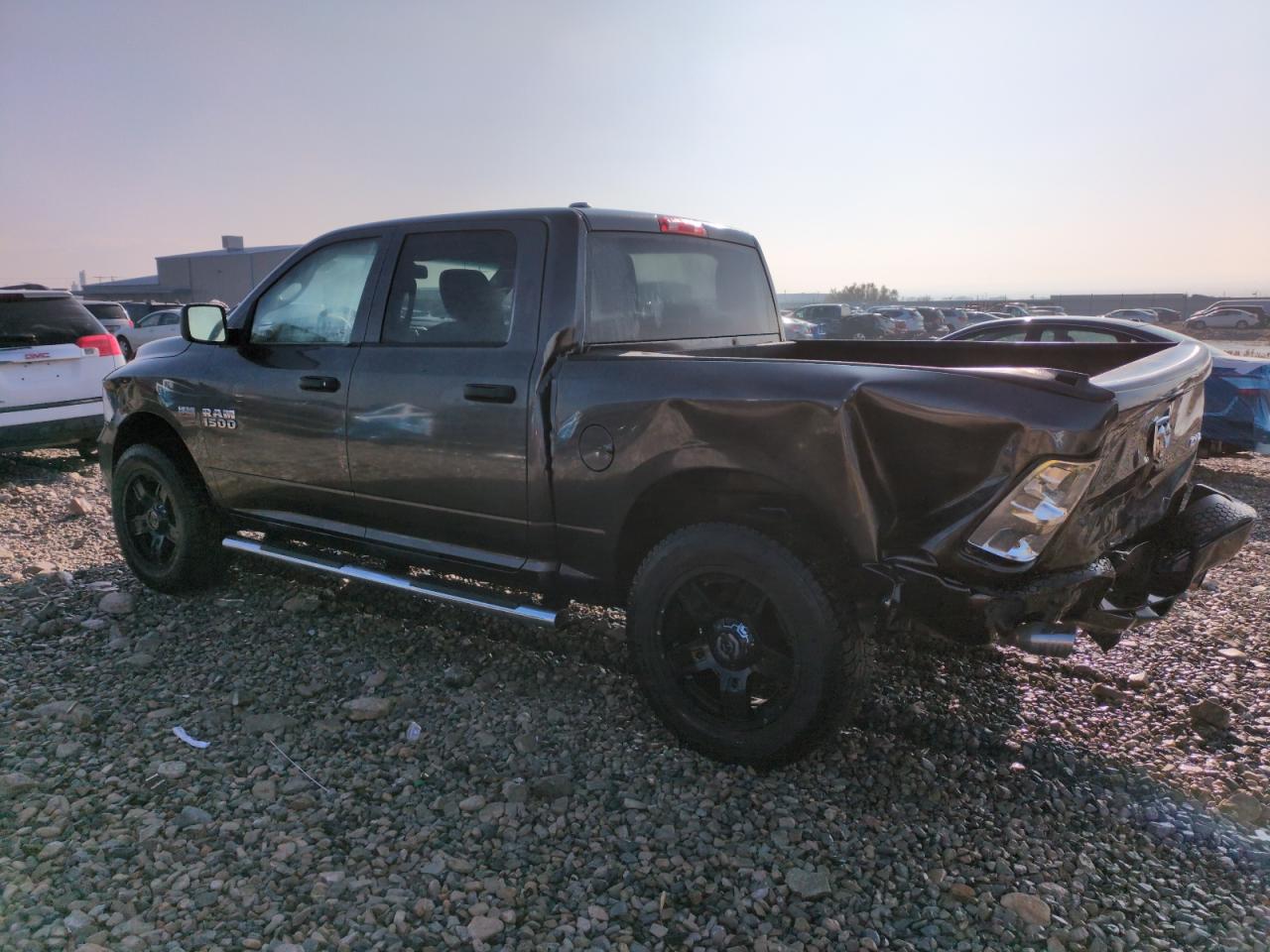 2015 RAM 1500 - Image 2