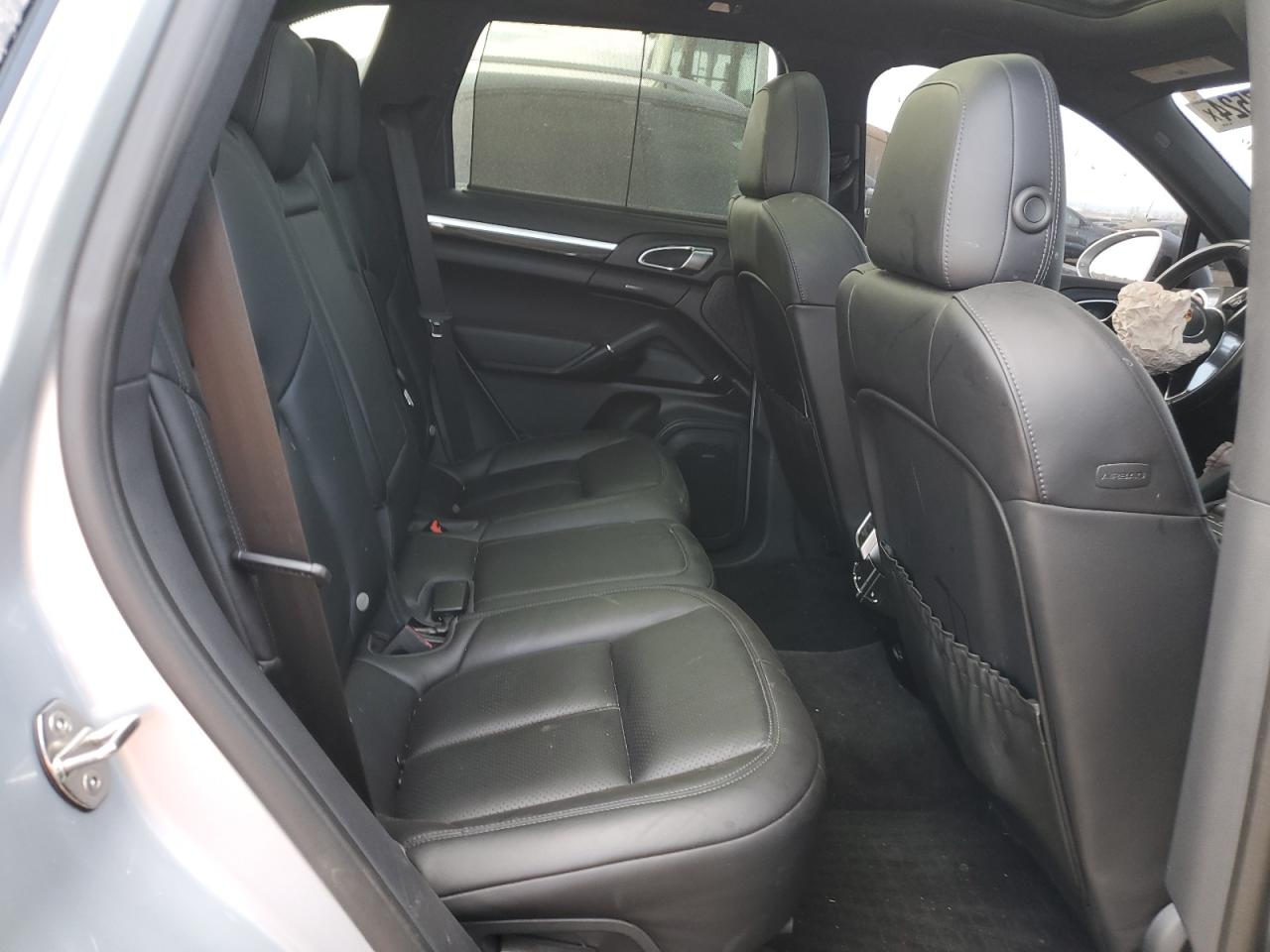 2017 Porsche Cayenne VIN: WP1AA2A24HKA84755 Lot: 83537524