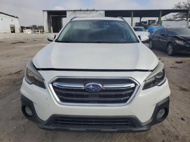  SUBARU OUTBACK 2018 Белы