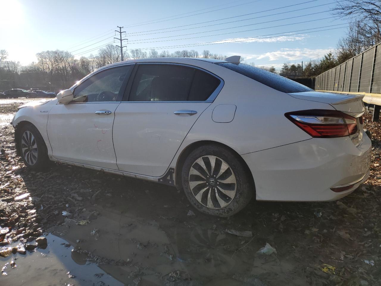 2017 Honda Accord - Image 2