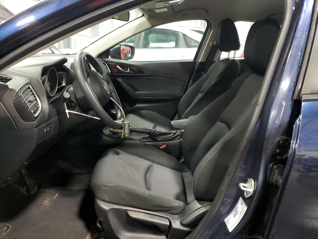 2014 Mazda 3 - Image 7