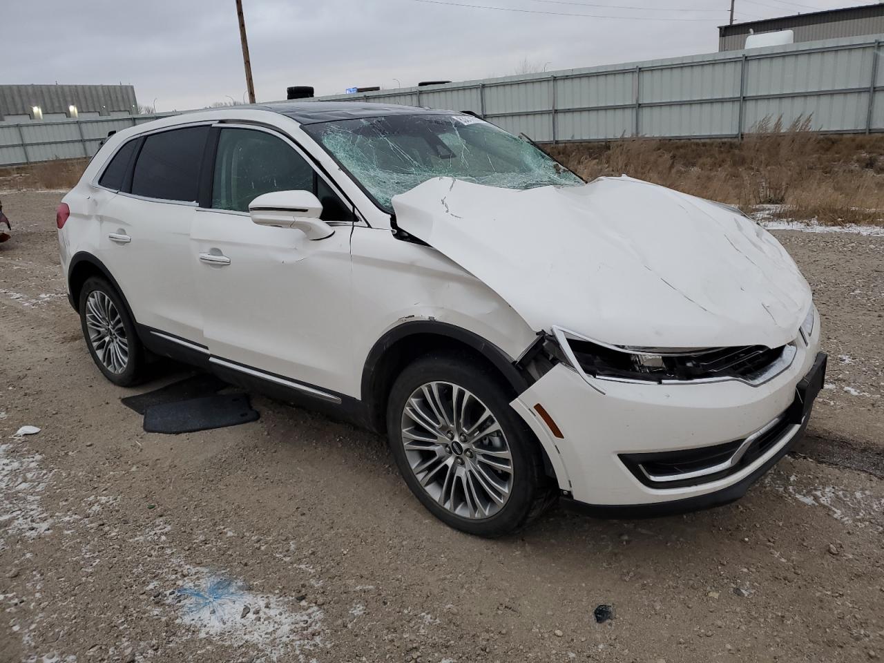 VIN 2LMPJ8LR9JBL30305 2018 LINCOLN MKX no.4