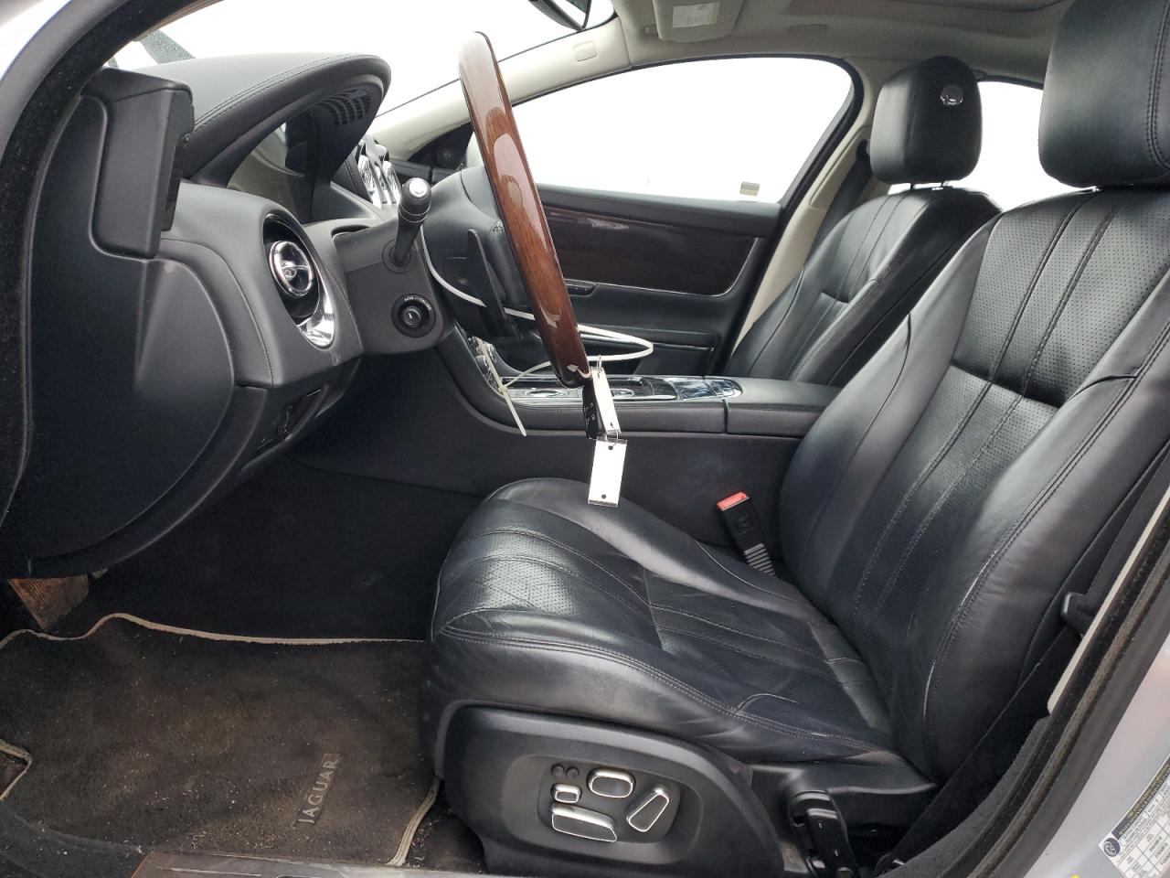 2013 Jaguar Xj VIN: SAJWA1C71D8V58597 Lot: 83477694