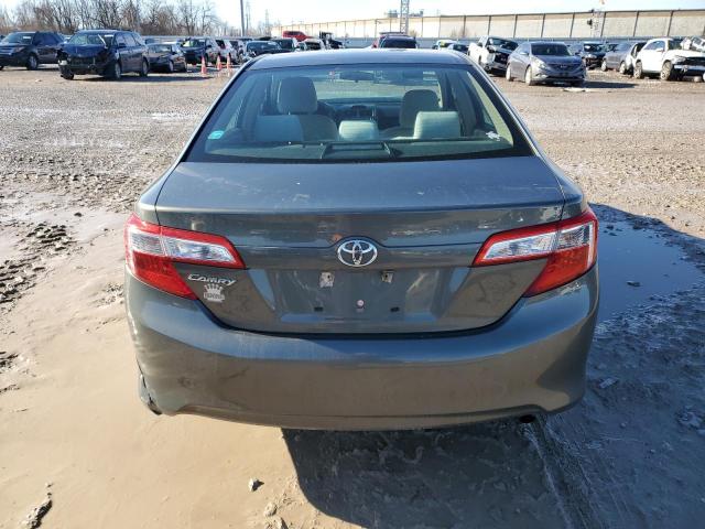  TOYOTA CAMRY 2012 Зеленый