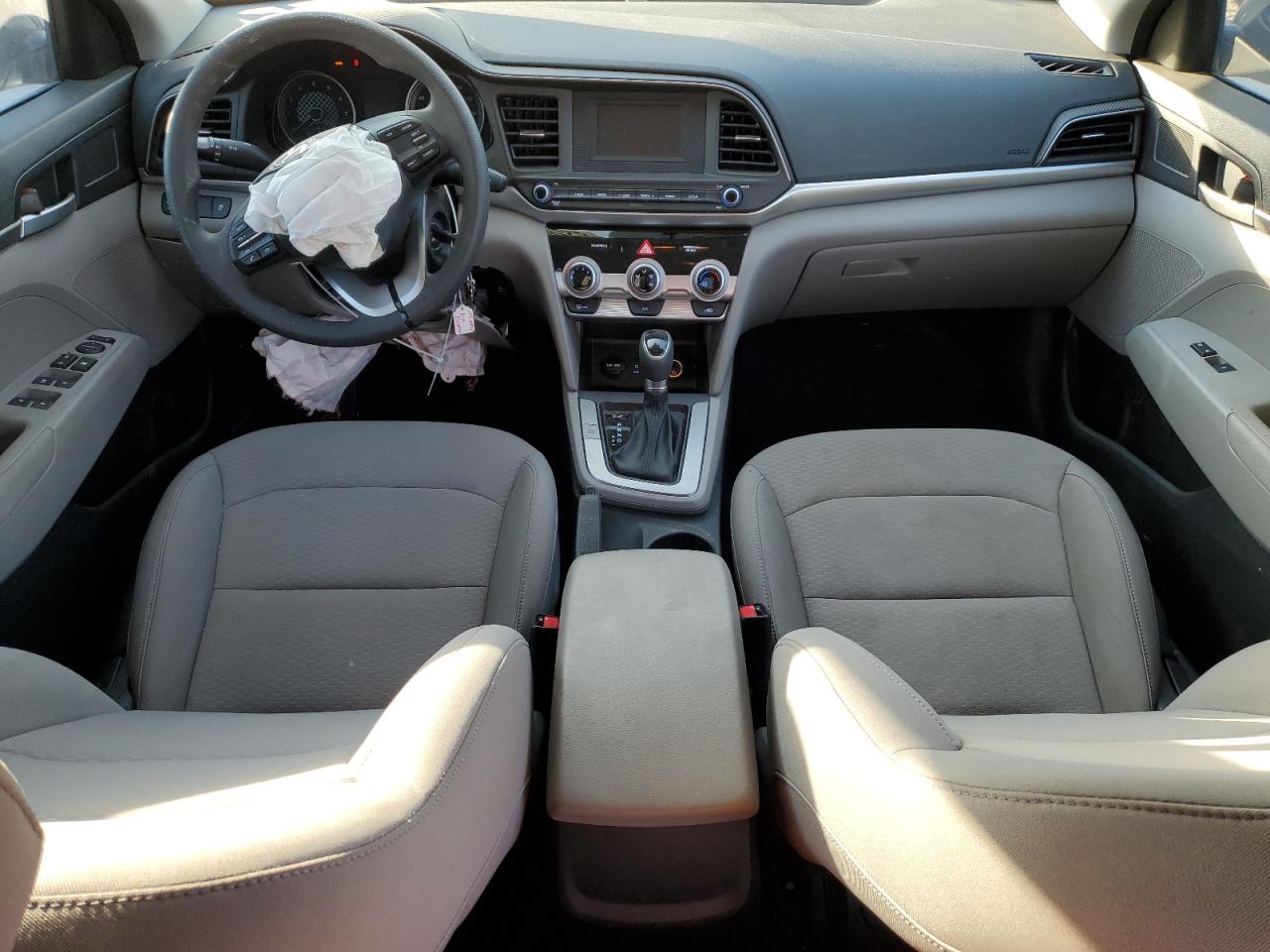 2019 Hyundai Elantra Se VIN: 5NPD74LF8KH490522 Lot: 82993004