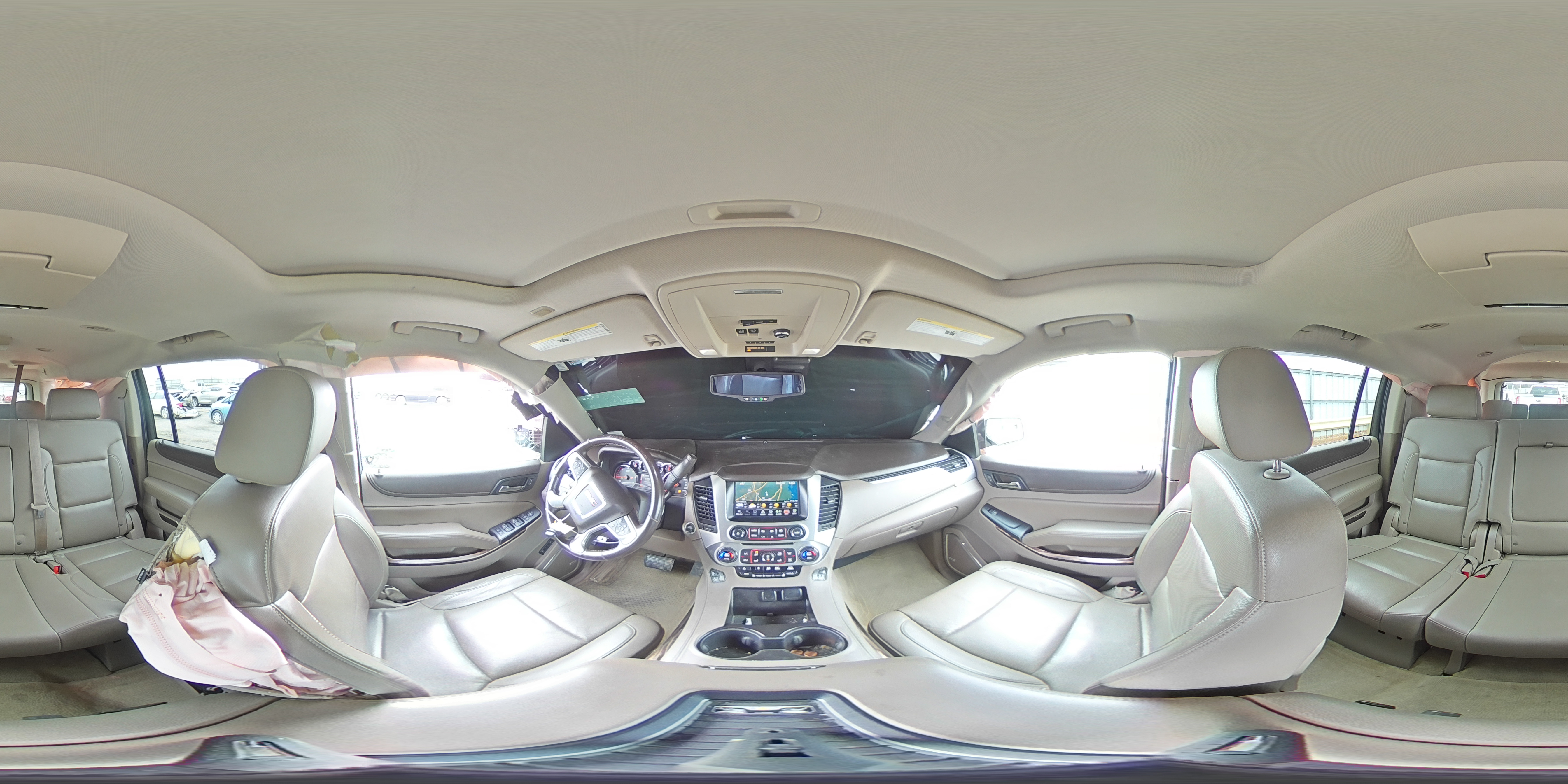 2015 GMC Yukon - Image 13