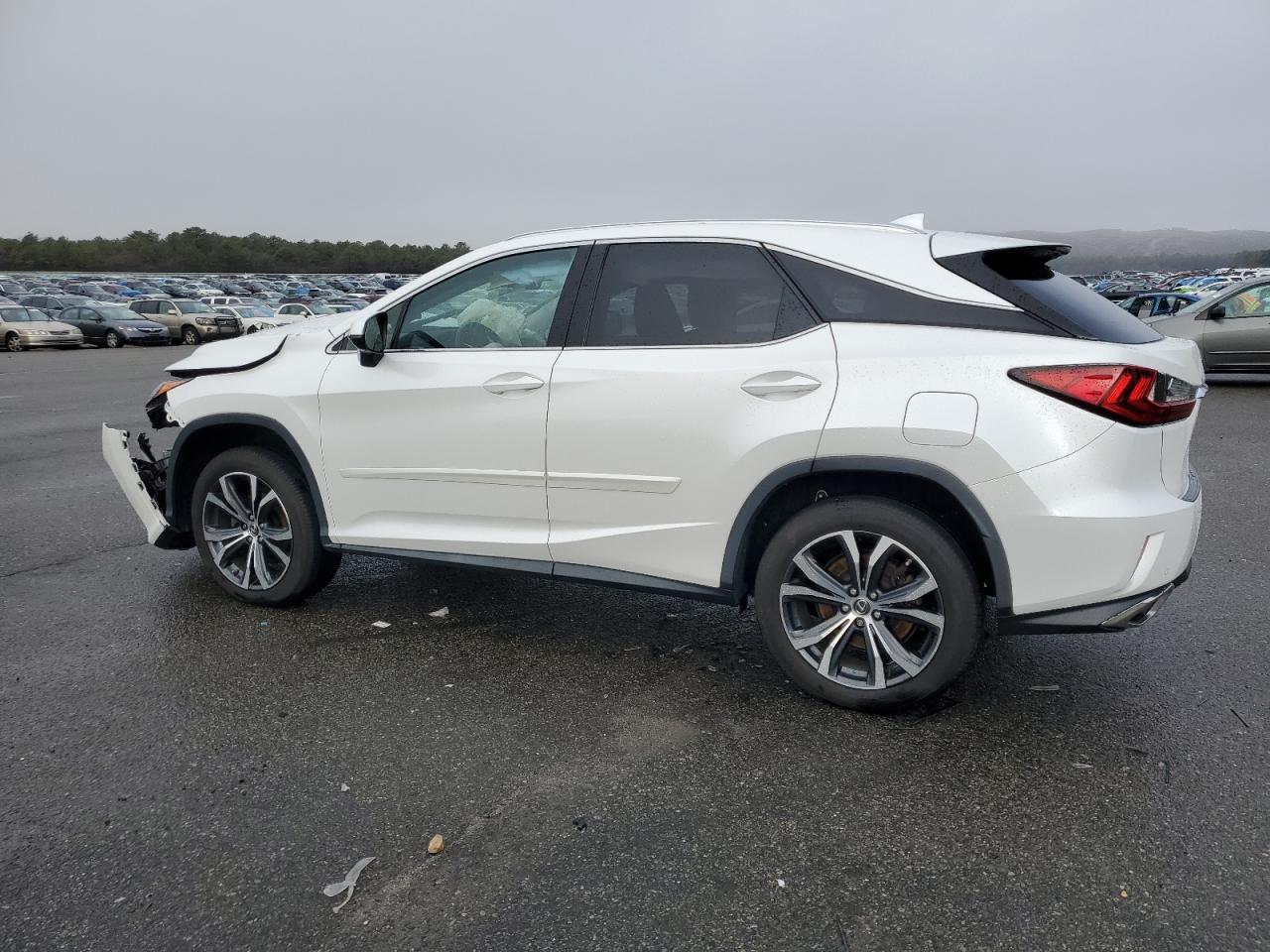 VIN JTJBZMCA5H2018758 2017 LEXUS RX350 no.2