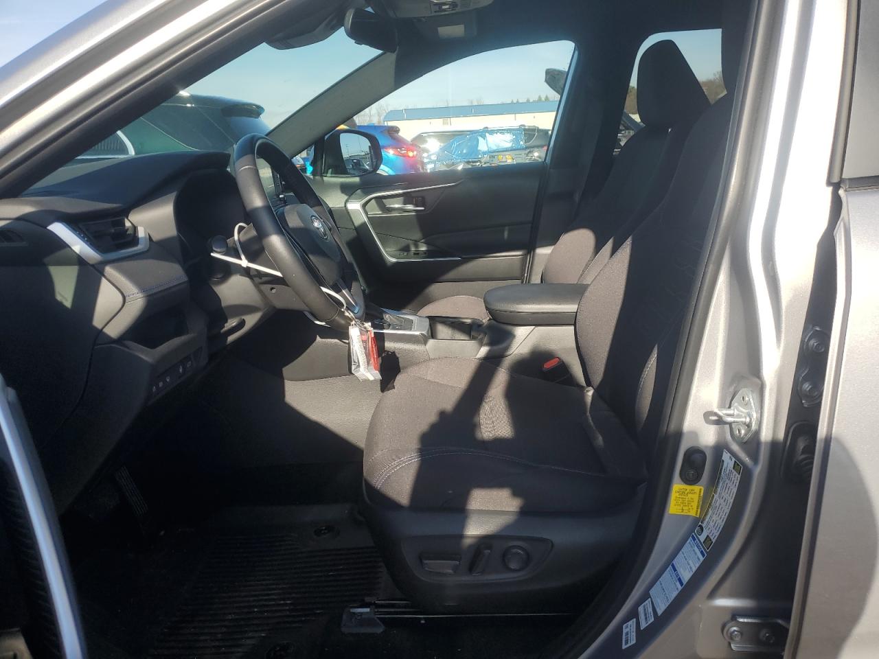 2022 Toyota Rav4 Se VIN: 4T3T6RFV7NU093055 Lot: 85019684