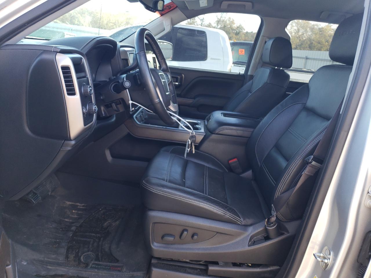 2017 GMC Sierra - Image 7