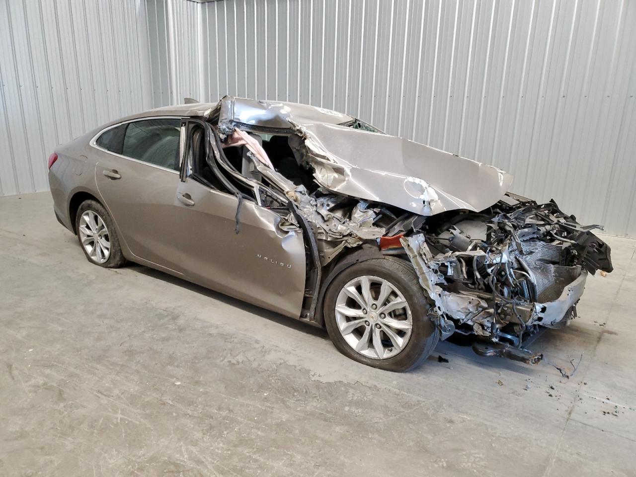 2023 Chevrolet Malibu - Image 4