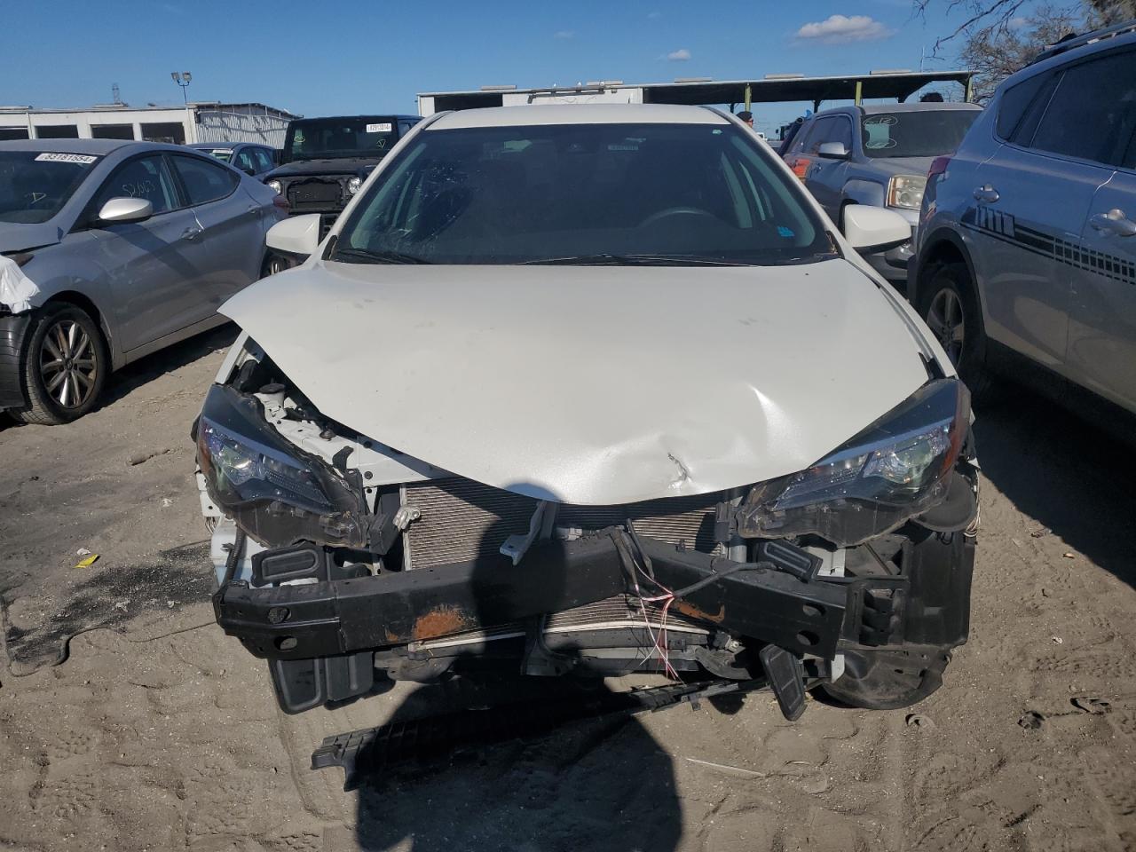 VIN 5YFBURHEXHP631602 2017 TOYOTA COROLLA no.5