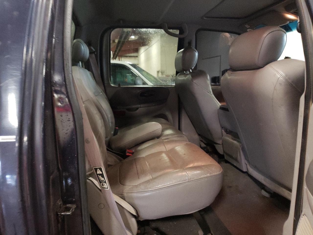 2001 Ford F-150 - Image 10