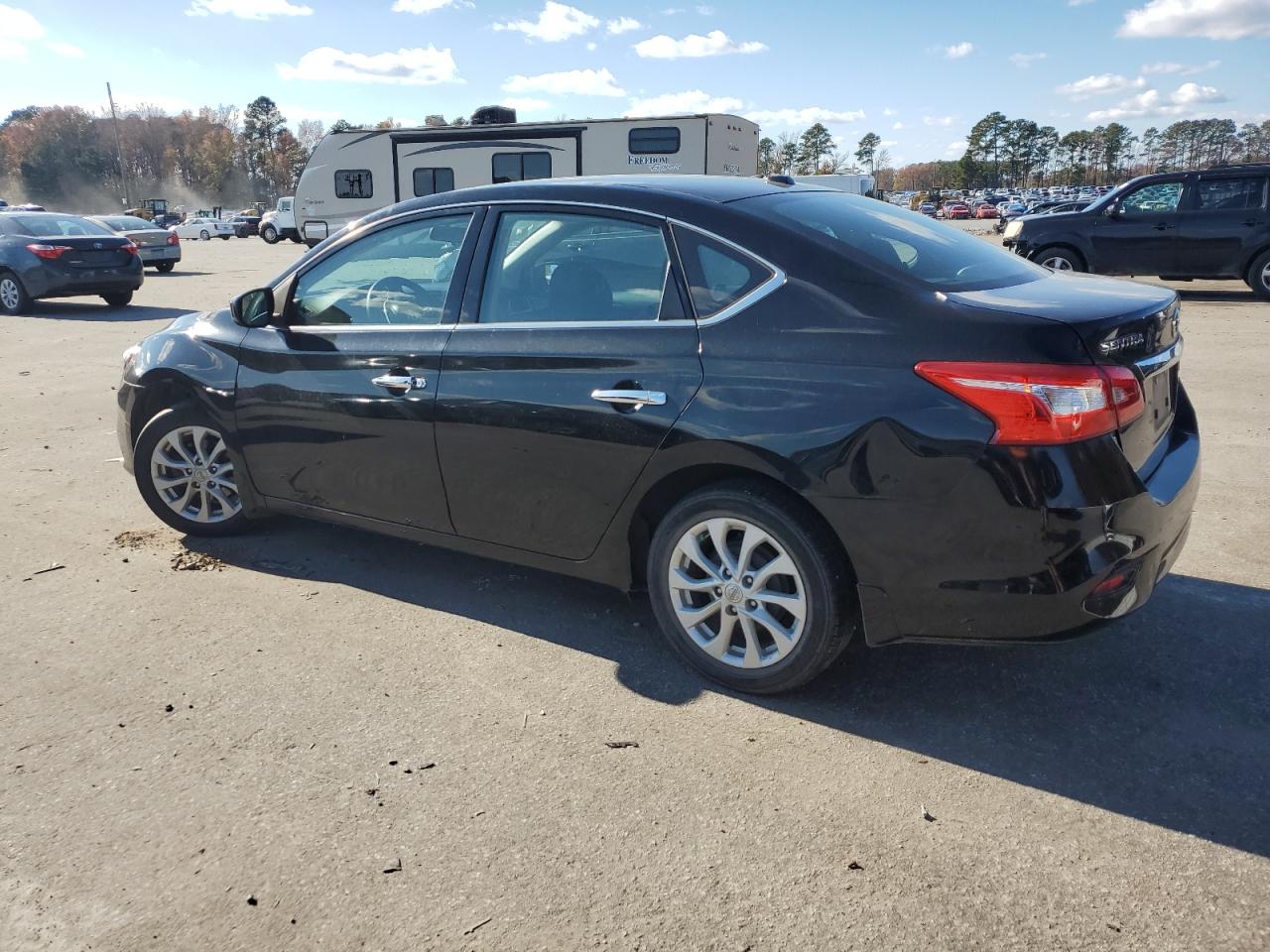 VIN 3N1AB7AP5JY300355 2018 NISSAN SENTRA no.2