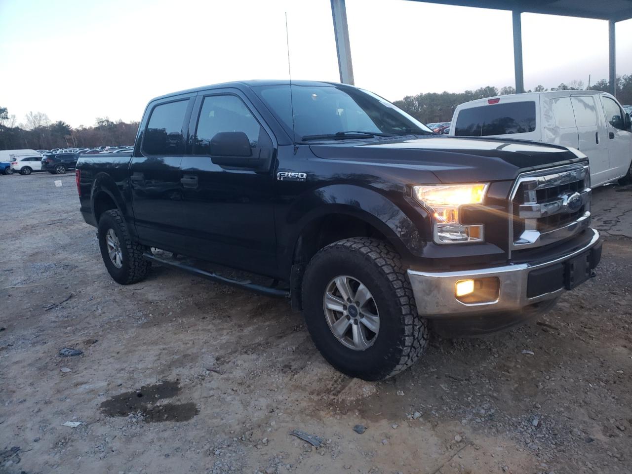 2015 Ford F-150 - Image 4