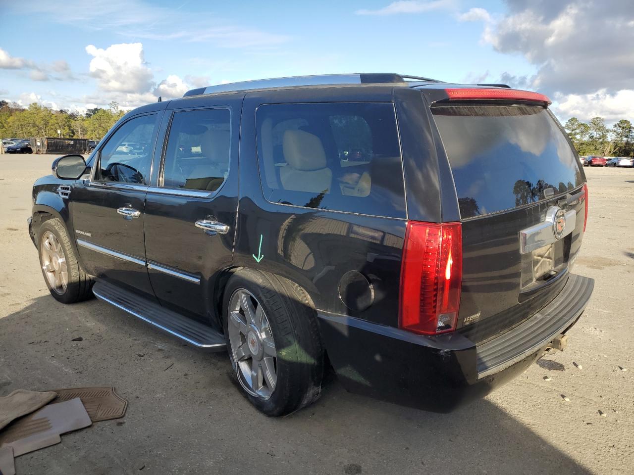 VIN 1GYS3BEFXER161624 2014 CADILLAC ESCALADE no.2