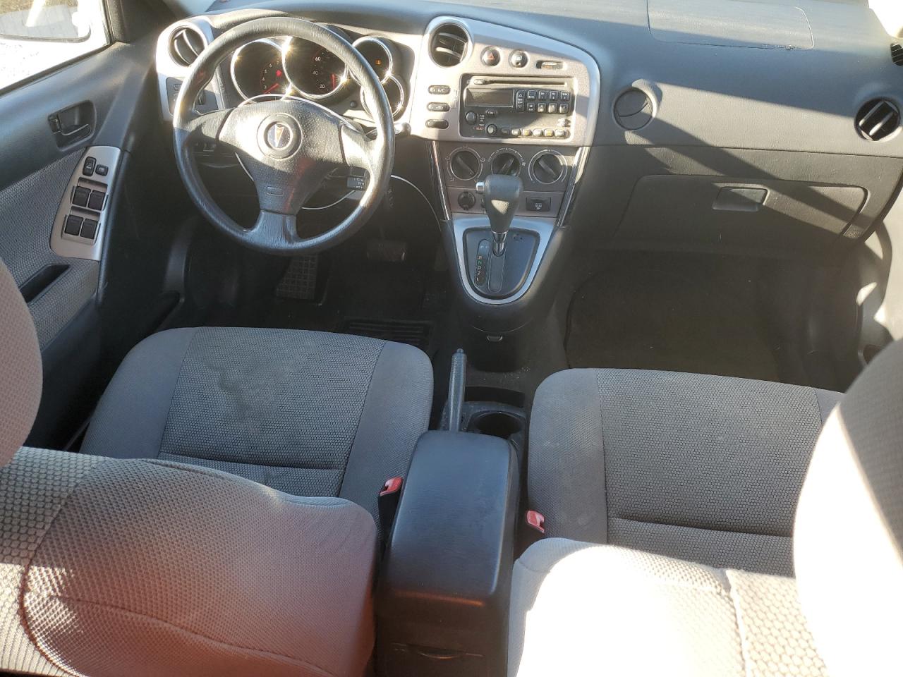 2008 Pontiac Vibe - Image 8