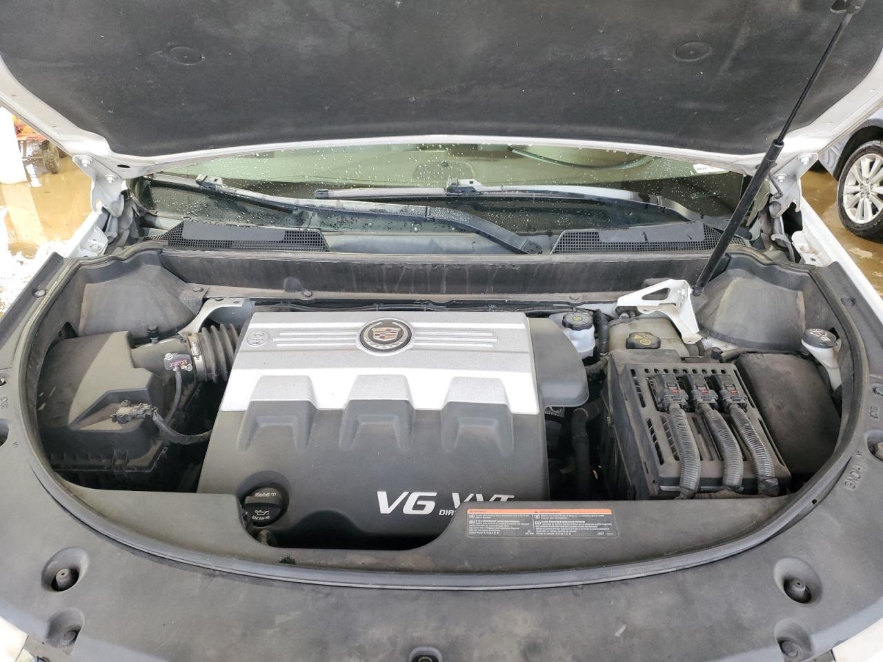 2010 Cadillac SRX - Image 12