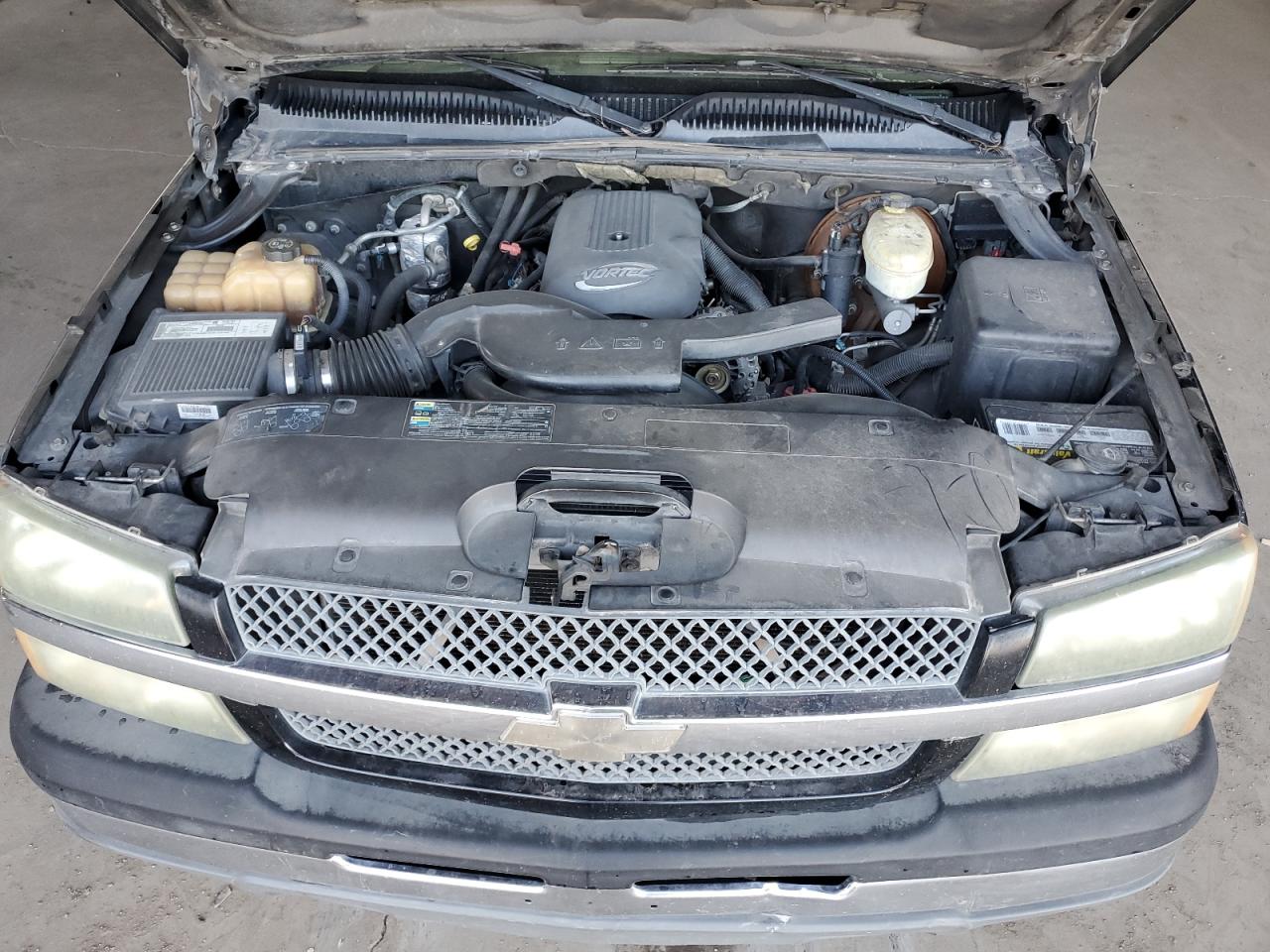 2003 Chevrolet Avalanche - Image 11