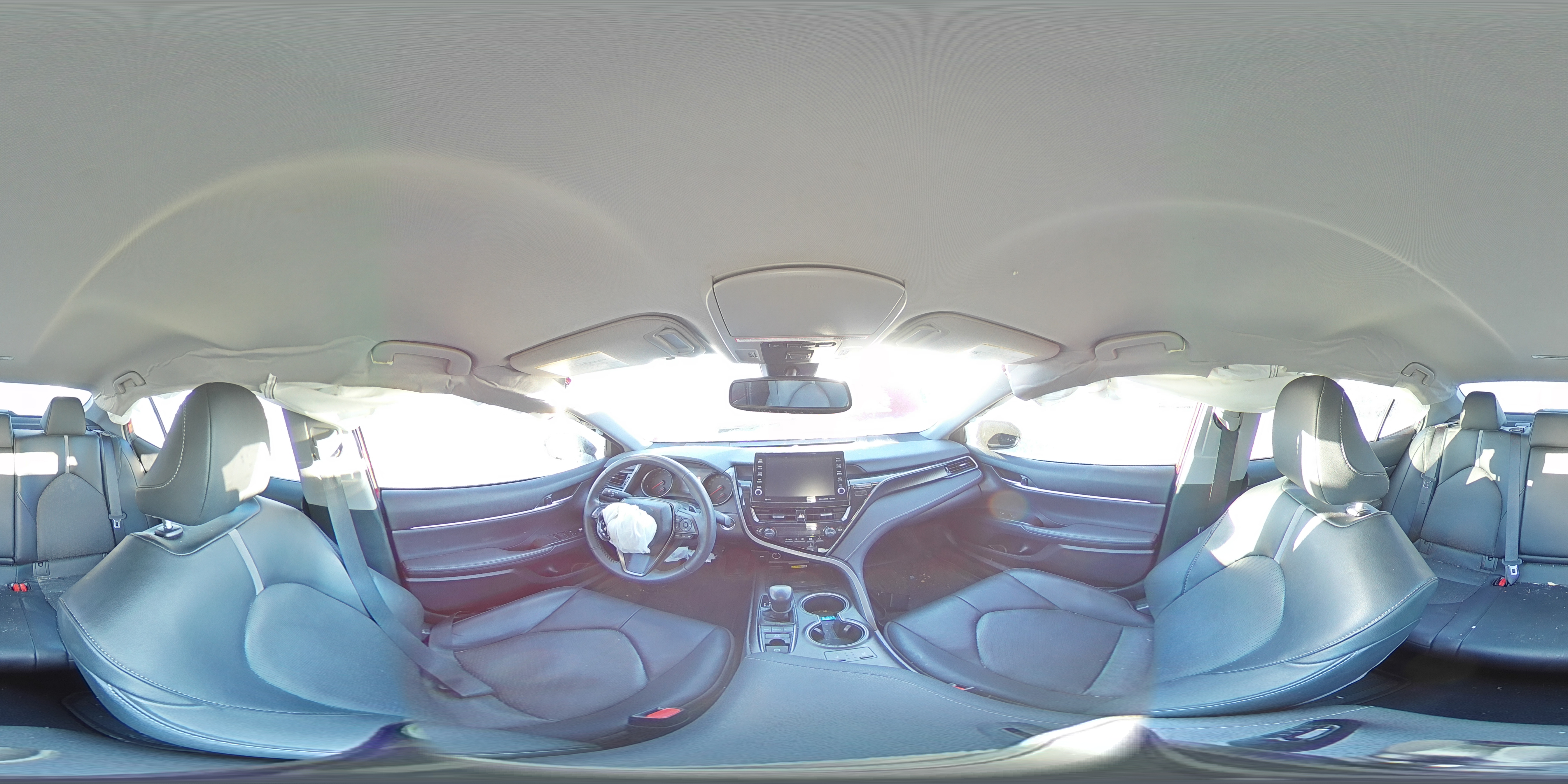 2023 Toyota Camry - Image 13