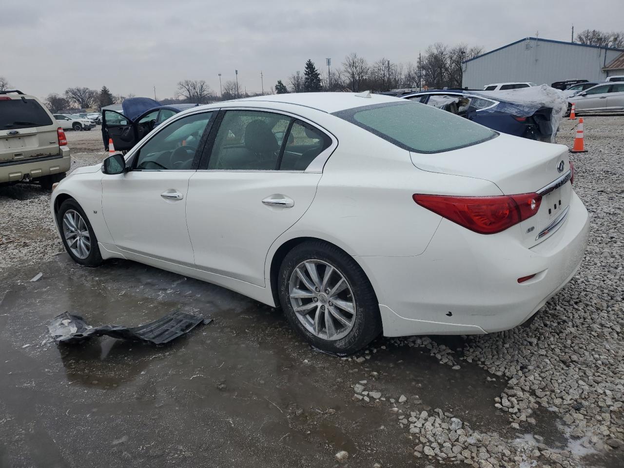 2014 Infiniti Q50 - Image 2