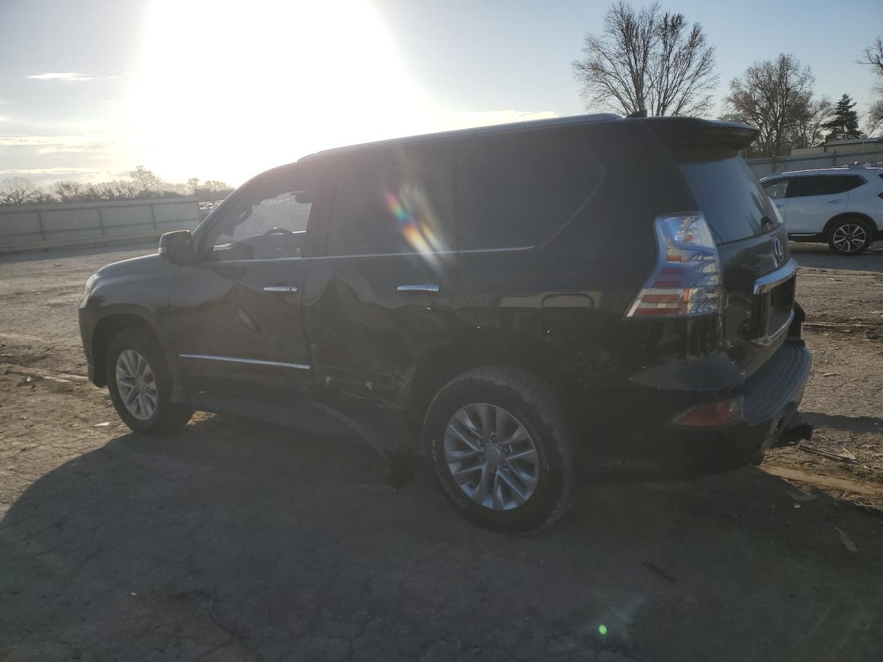 2018 Lexus GX - Image 2