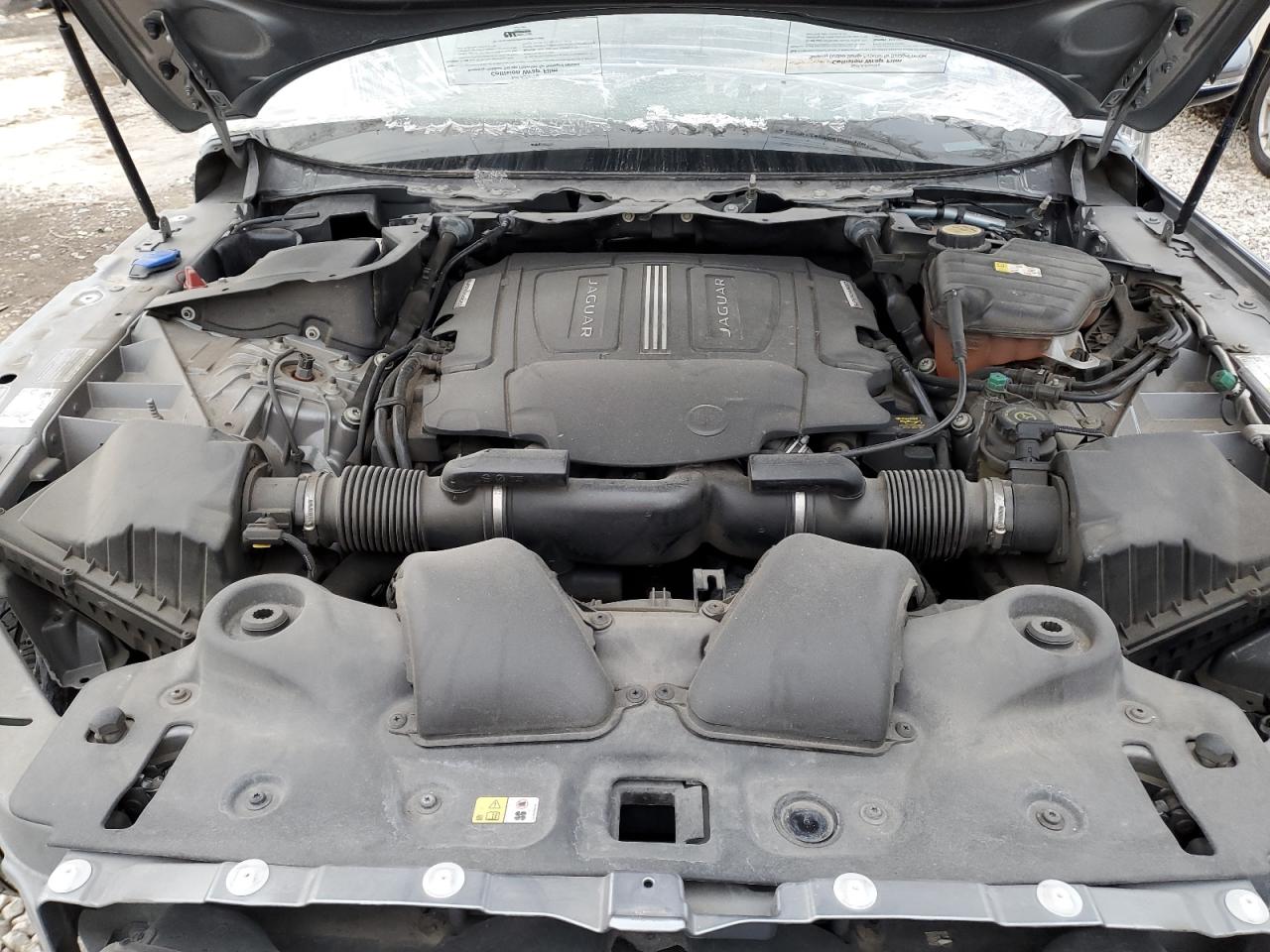 2015 Jaguar XJ - Image 11